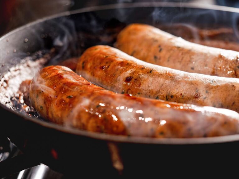 How to Cook Bratwurst Sausage on the Stove
